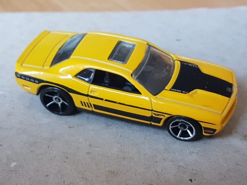 Hot wheels dodge - hot, '08