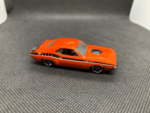 Hot wheels 71 dodge - hot, ‘71